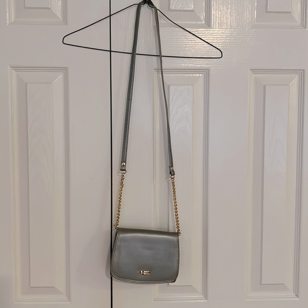 Liz Claiborne mini crossbody bag